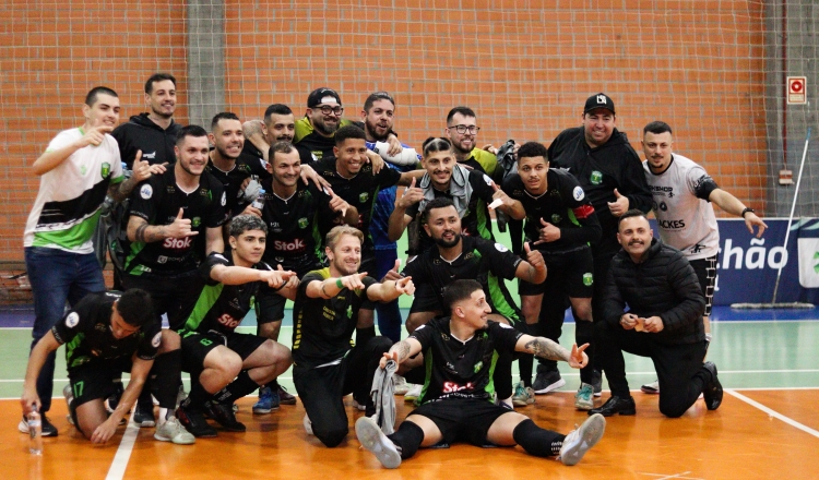Vitória em casa e vice-liderança confirmada.